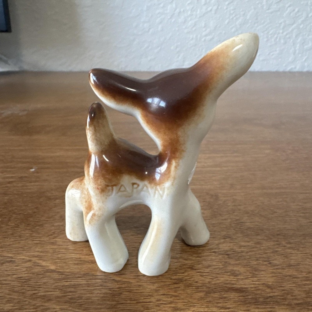 Vintage Glazed Porcelain Fawn Figure Trinket Made In Japan - Picture 4 of 8
